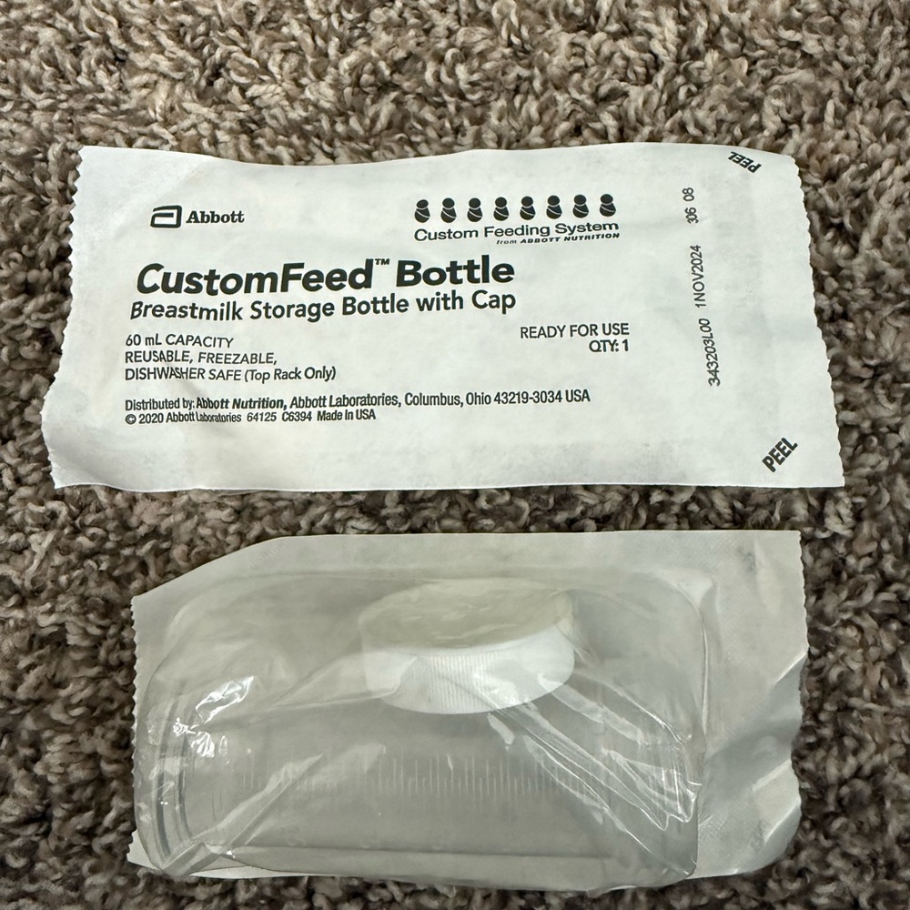 Abbott CustomFeed Breastmilk Storage Bottle